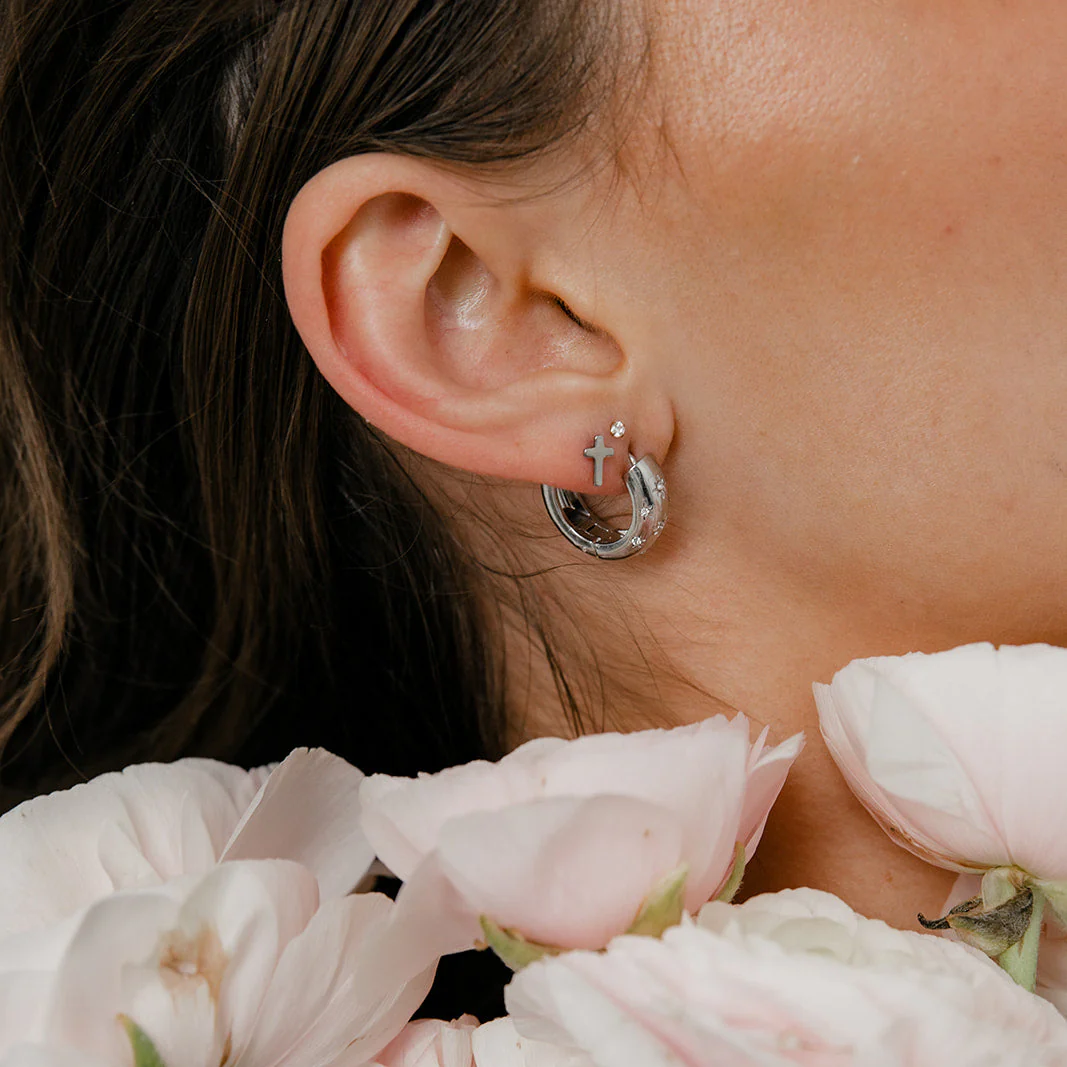 Cross Flat Back Stud - Image 4