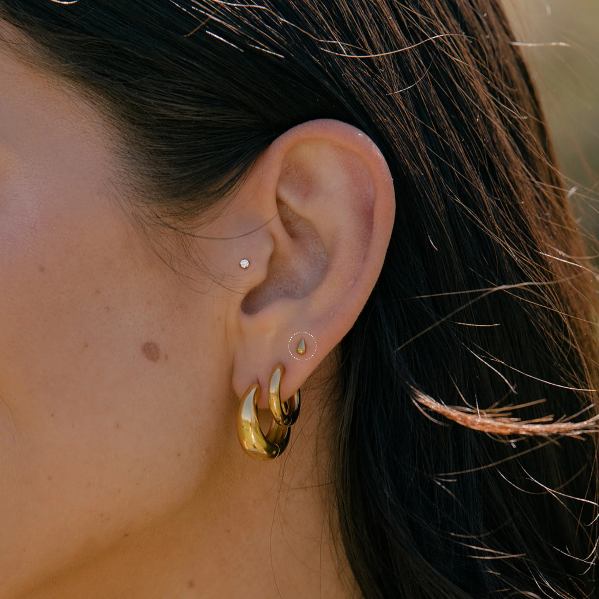 Droplet Flat Back Stud - Image 3