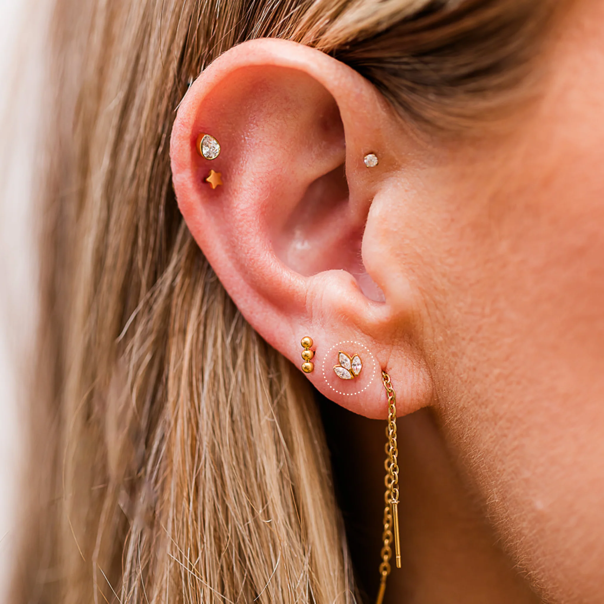 Laurel Flat Back Stud - Image 3