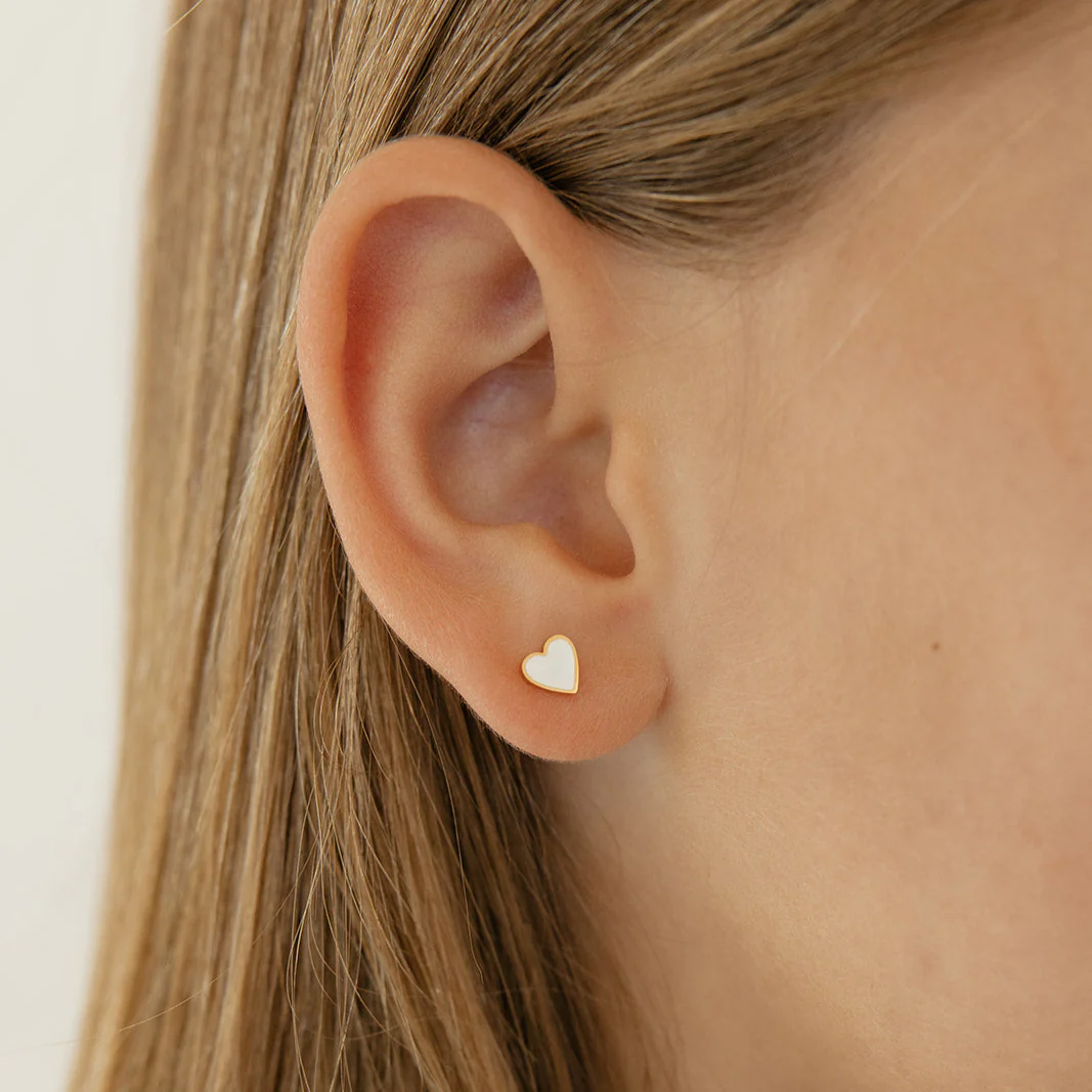White Heart Enamel Flat Back Stud - Image 3